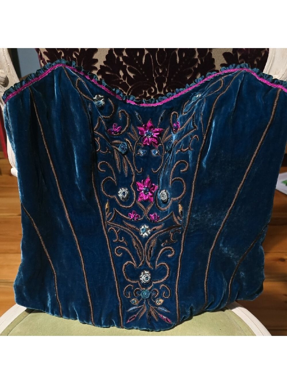 Kathryn Dianos Exquisite Velvet Embroidered Beaded Corset Size 4